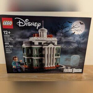 Lego Disney mini Haunted Mansion Brand New Retired set